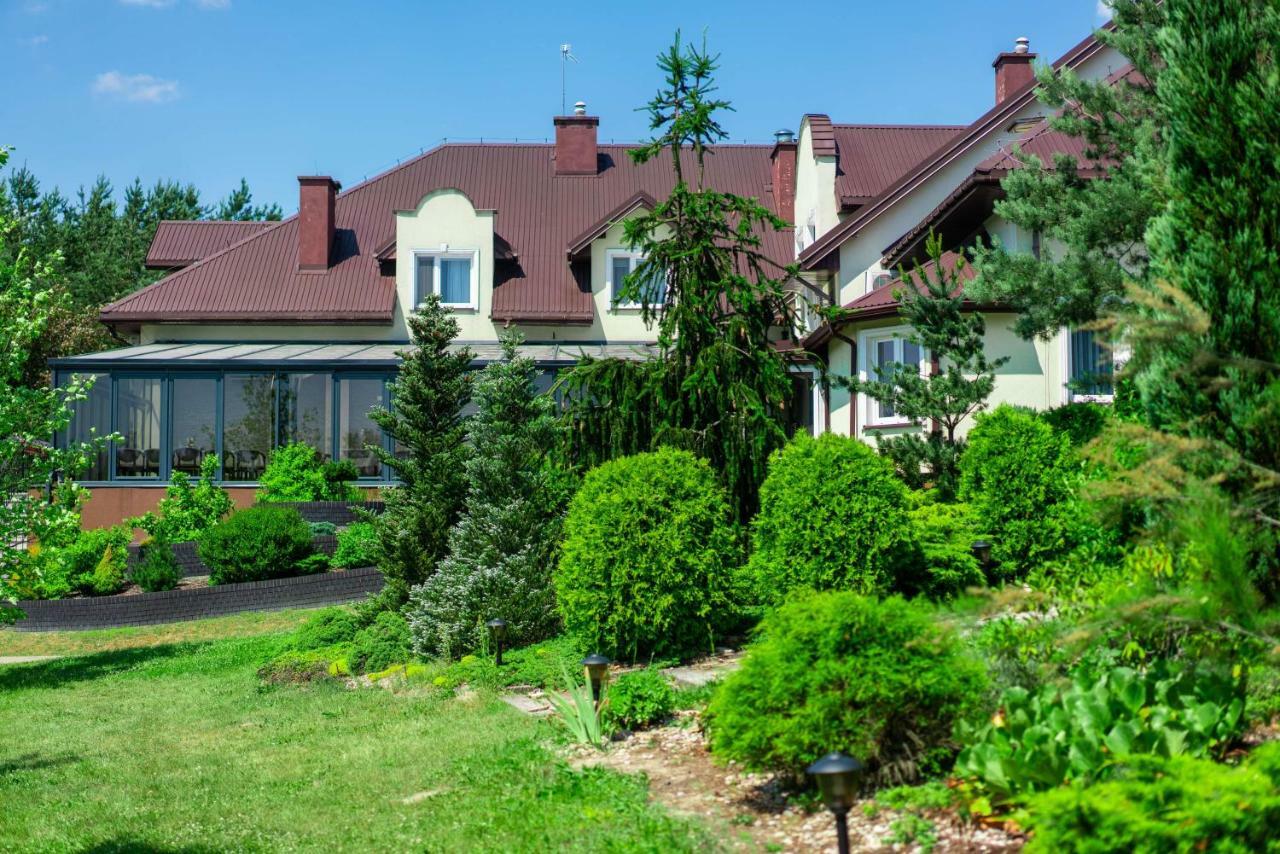 Hotel Dworek Helena Biała Podlaska Esterno foto