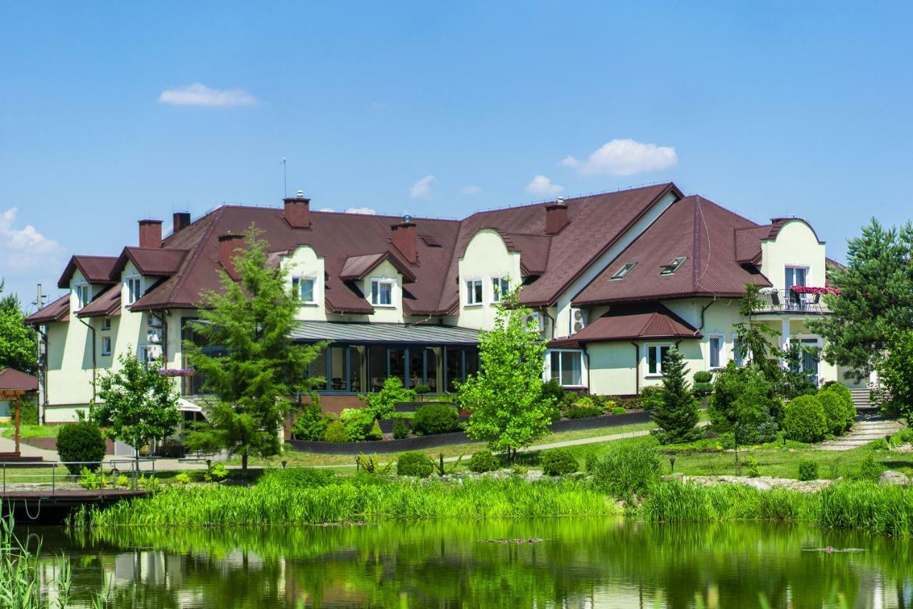 Hotel Dworek Helena Biała Podlaska Esterno foto