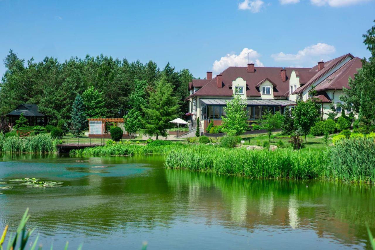 Hotel Dworek Helena Biała Podlaska Esterno foto