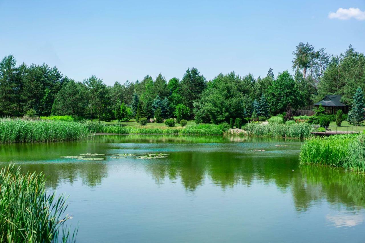 Hotel Dworek Helena Biała Podlaska Esterno foto